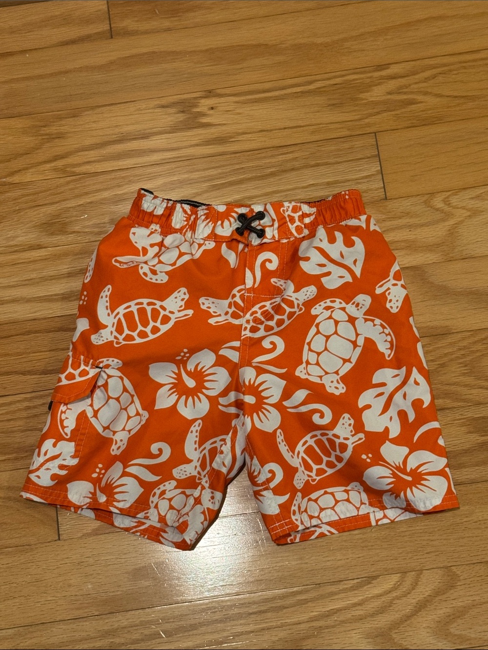 Carter’s orange white turtle tropical cargo board swim shorts lining & pockets